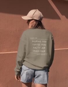 oversized poetry swaeter - liz